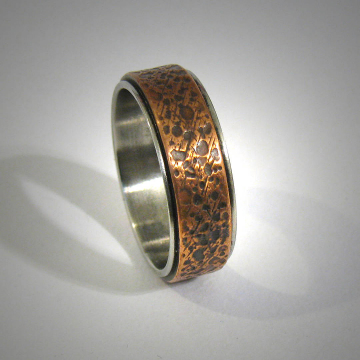 Rustic Mens Womens Wedding Band, Hammered Textured Unique Ring
